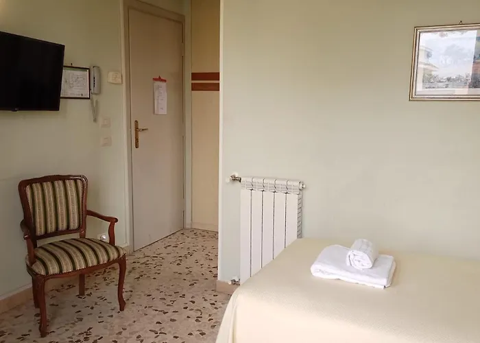 Affittacamere Fatima, Casa Per Ferie